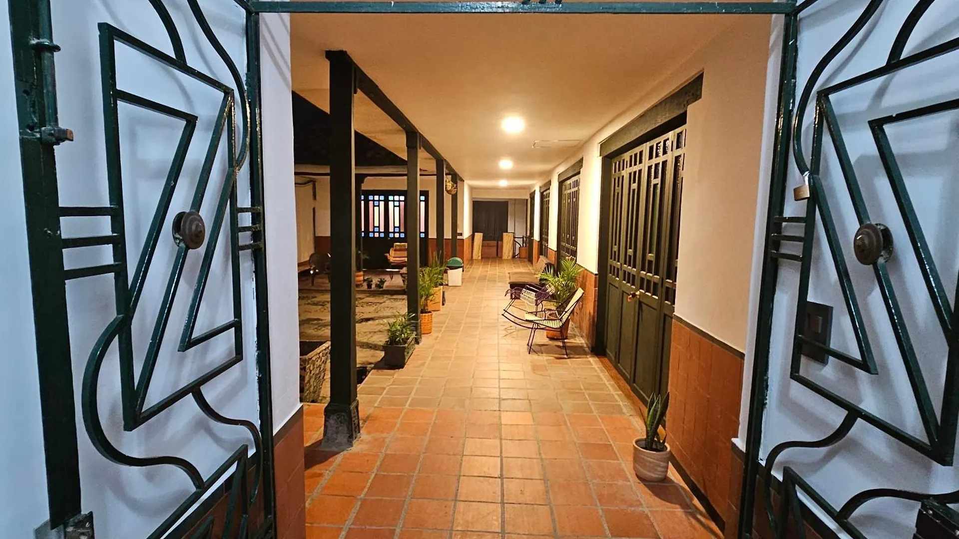 Casa Alba Hotel Cali 0*,  Colombia