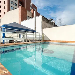 Plaza Versalles Hotel